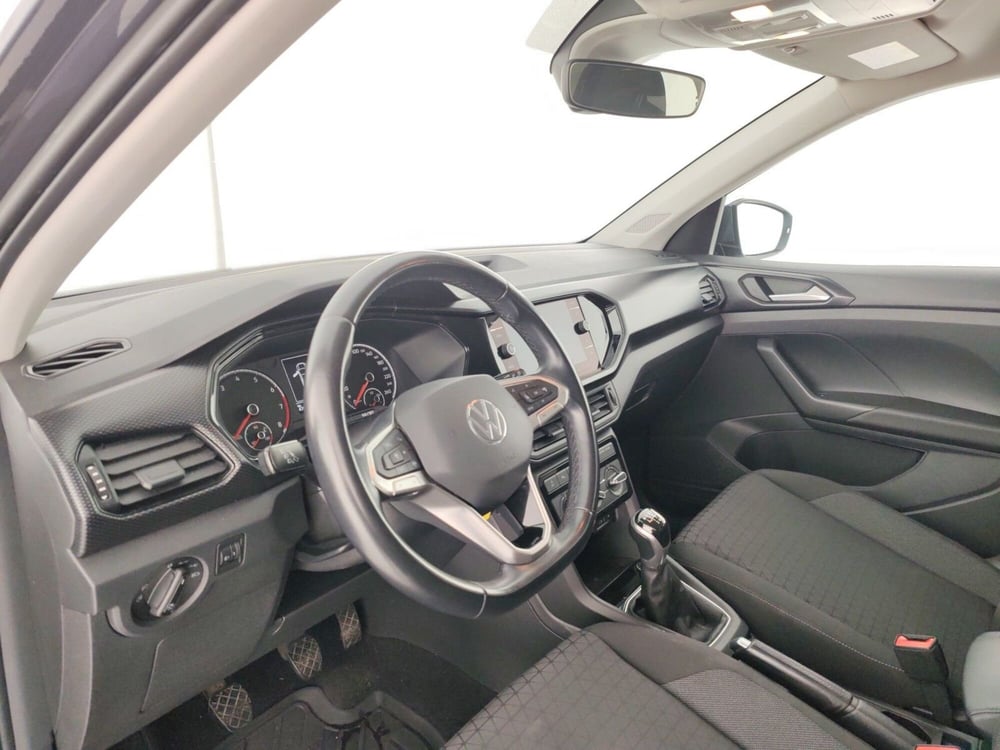 Volkswagen T-Cross usata a Massa-Carrara (8)