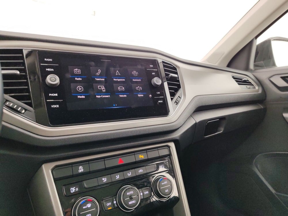 Volkswagen T-Roc usata a Massa-Carrara (15)
