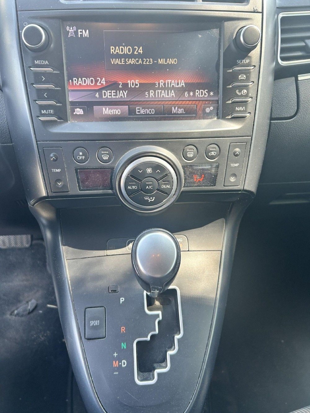 Toyota Verso usata a Bergamo (16)
