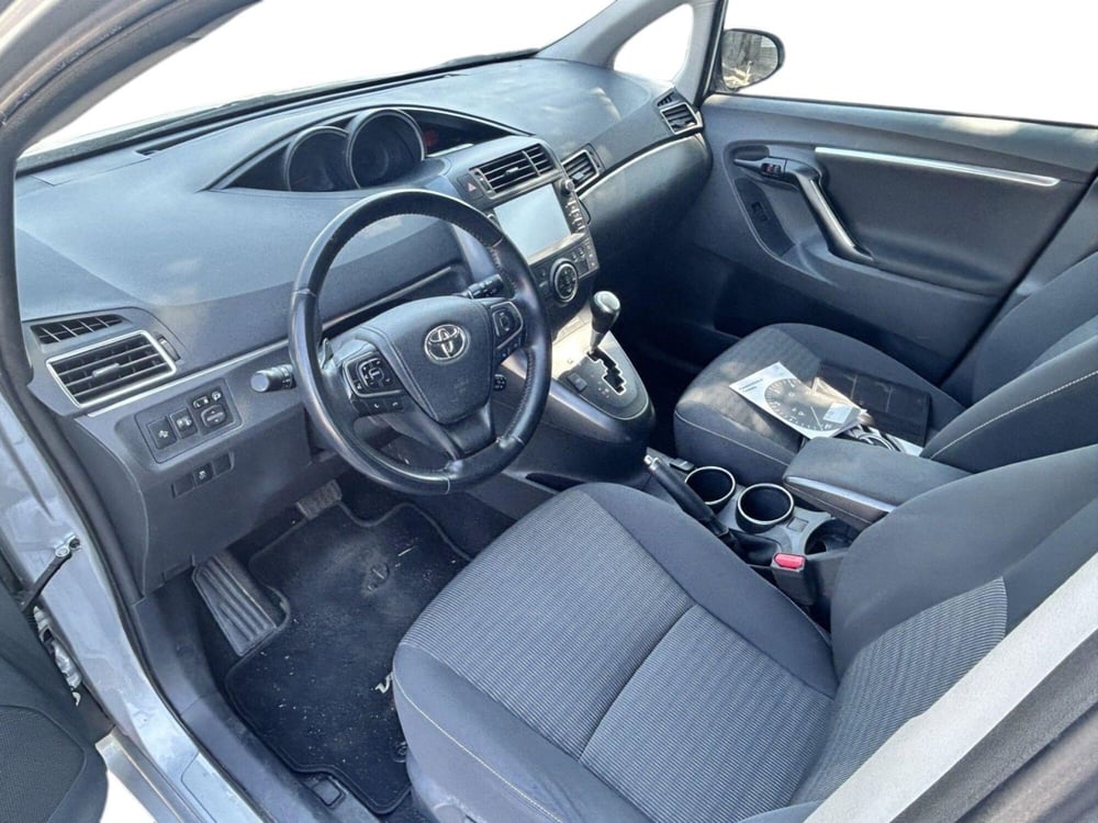 Toyota Verso usata a Bergamo (5)