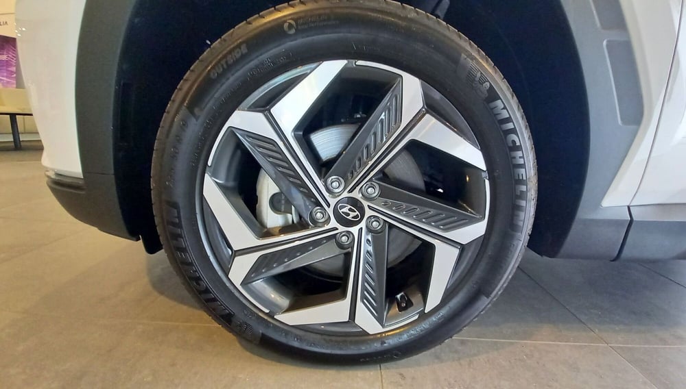 Hyundai Tucson nuova a Benevento (17)