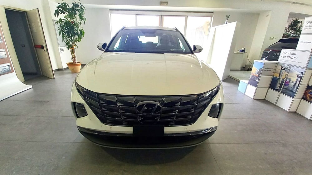 Hyundai Tucson nuova a Benevento (2)