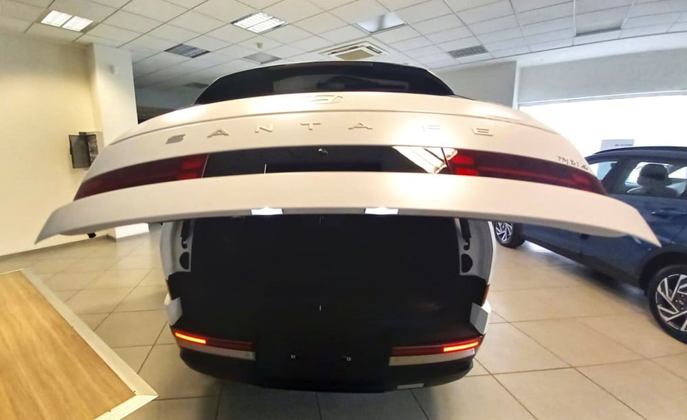 Hyundai Santa Fe nuova a Benevento (9)