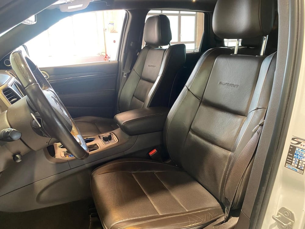 Jeep Grand Cherokee usata a Milano (15)