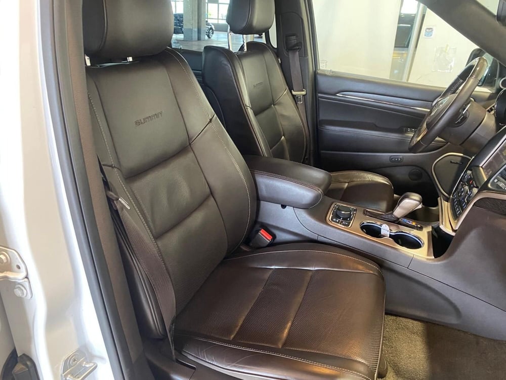 Jeep Grand Cherokee usata a Milano (18)