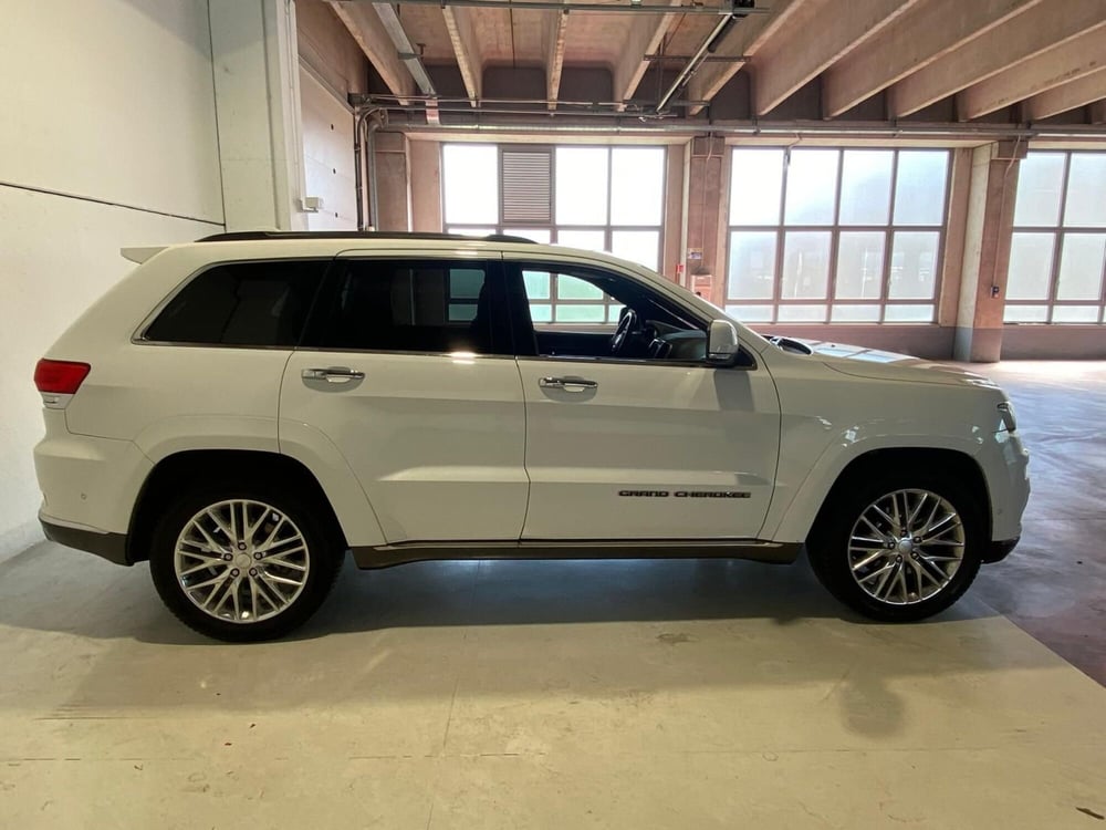 Jeep Grand Cherokee usata a Milano (7)