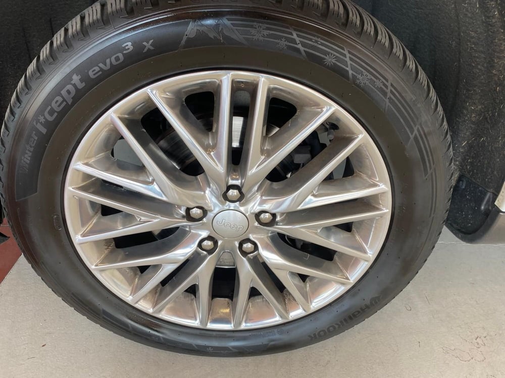 Jeep Grand Cherokee usata a Milano (9)