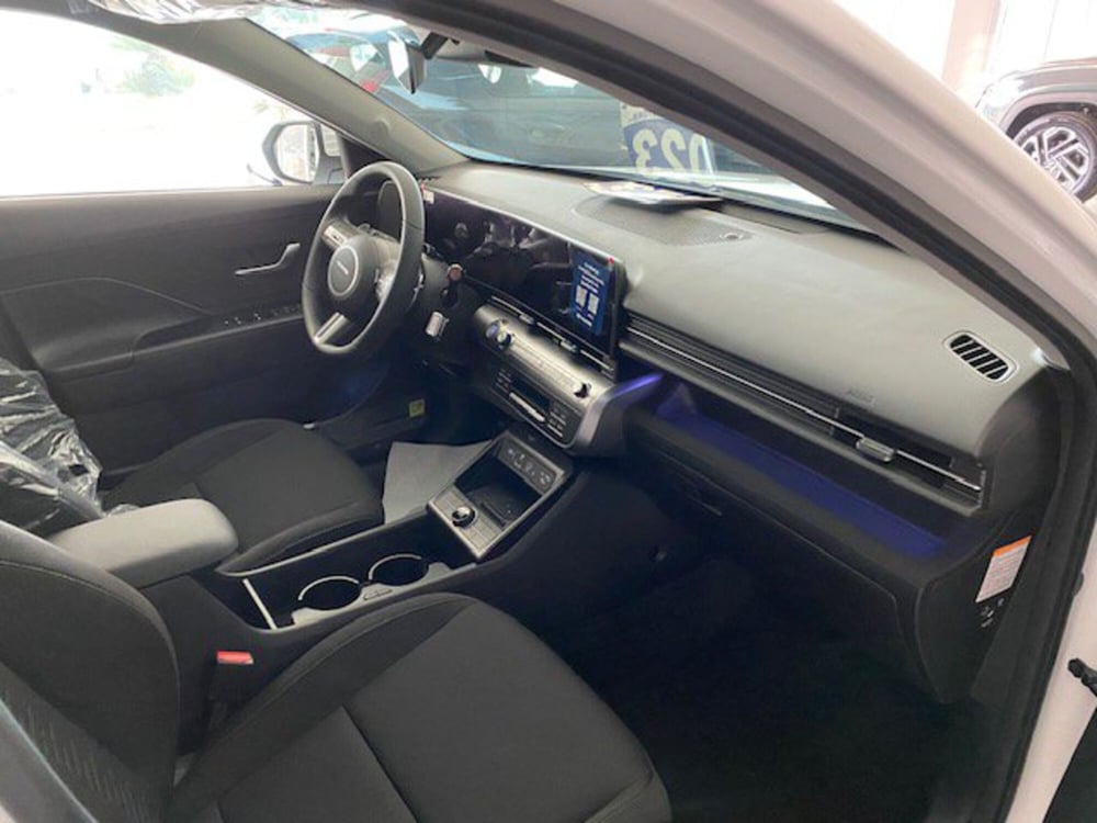 Hyundai Kona nuova a Benevento (4)
