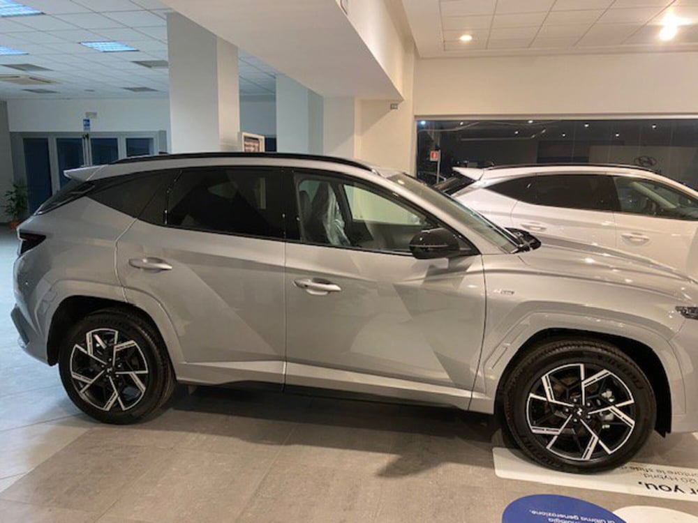 Hyundai Tucson nuova a Benevento (11)
