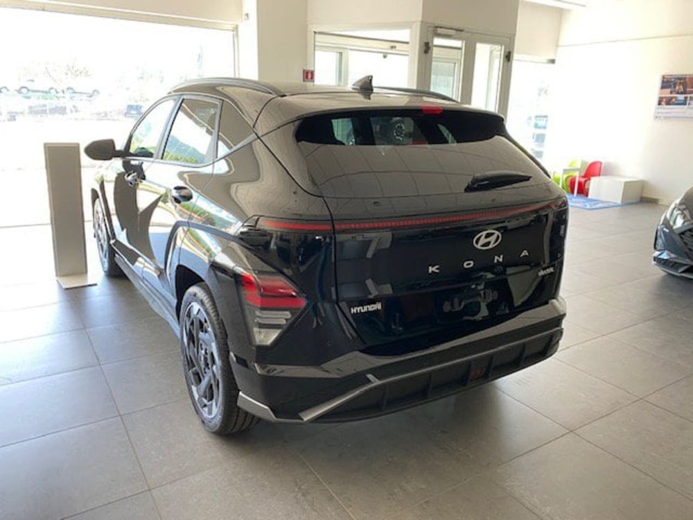 Hyundai Kona nuova a Benevento (8)