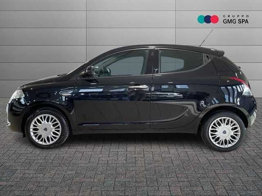 Lancia Ypsilon usata a Prato (5)