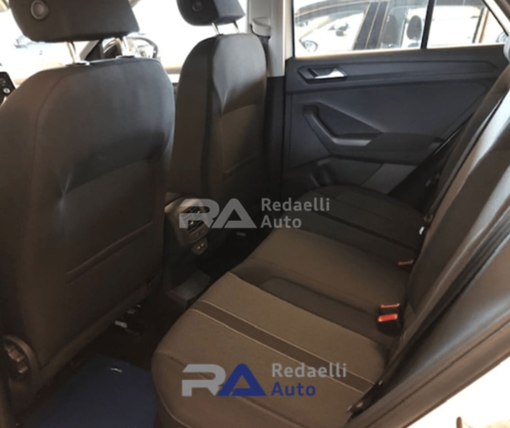 Volkswagen T-Roc nuova a Lecco (7)