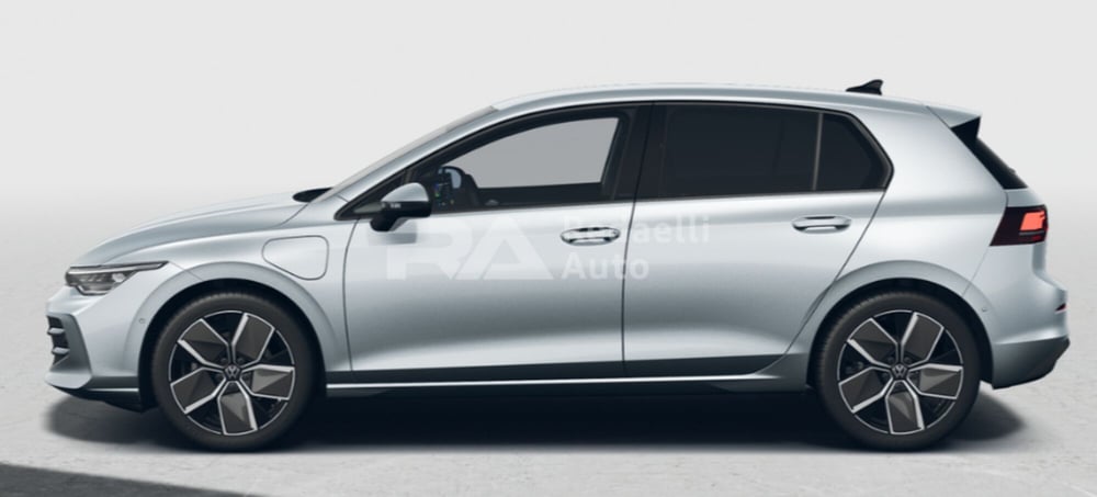 Volkswagen Golf nuova a Lecco (2)