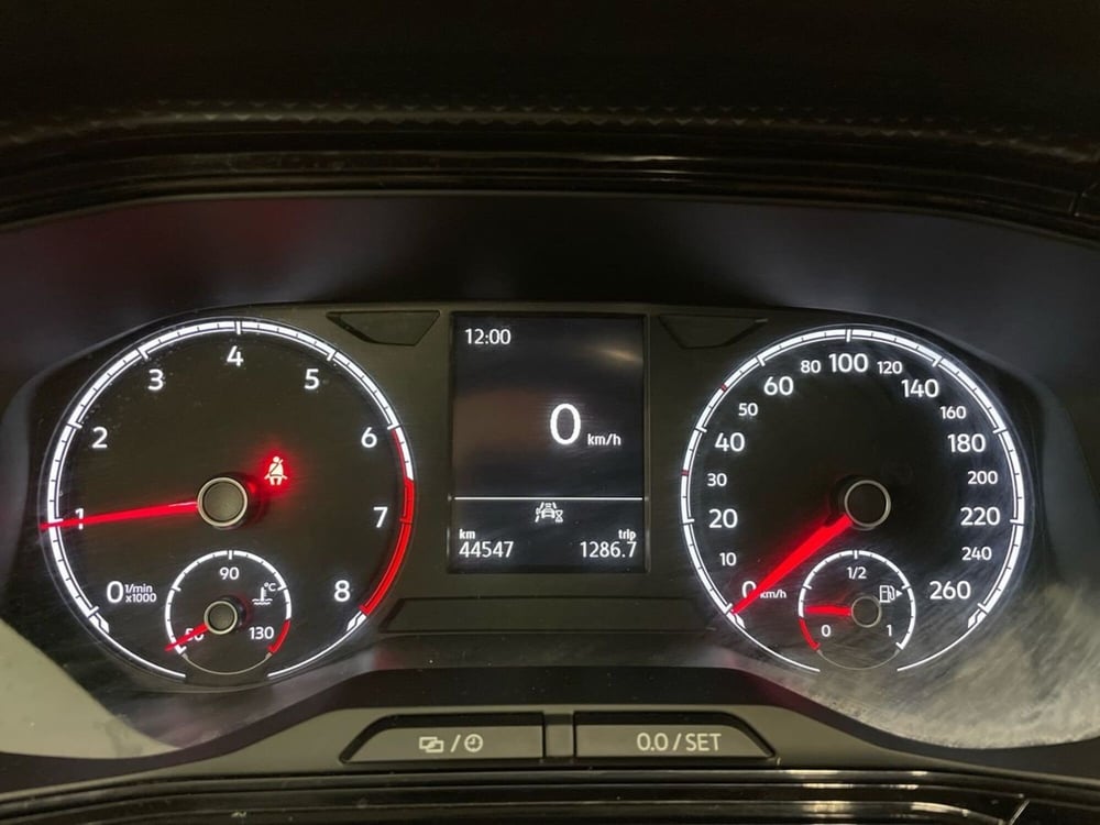 Volkswagen T-Cross usata a Prato (13)