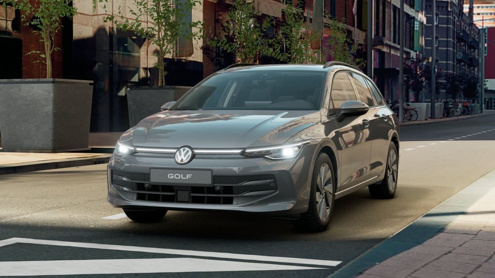 Volkswagen Golf Variant usata a Catanzaro