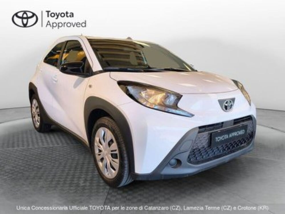 Toyota Aygo X nuova a Catanzaro (2)