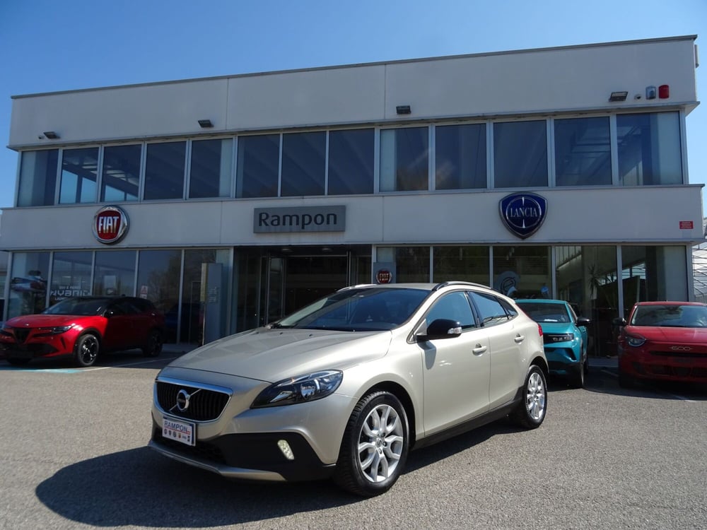 Volvo V40 Cross Country usata a Venezia