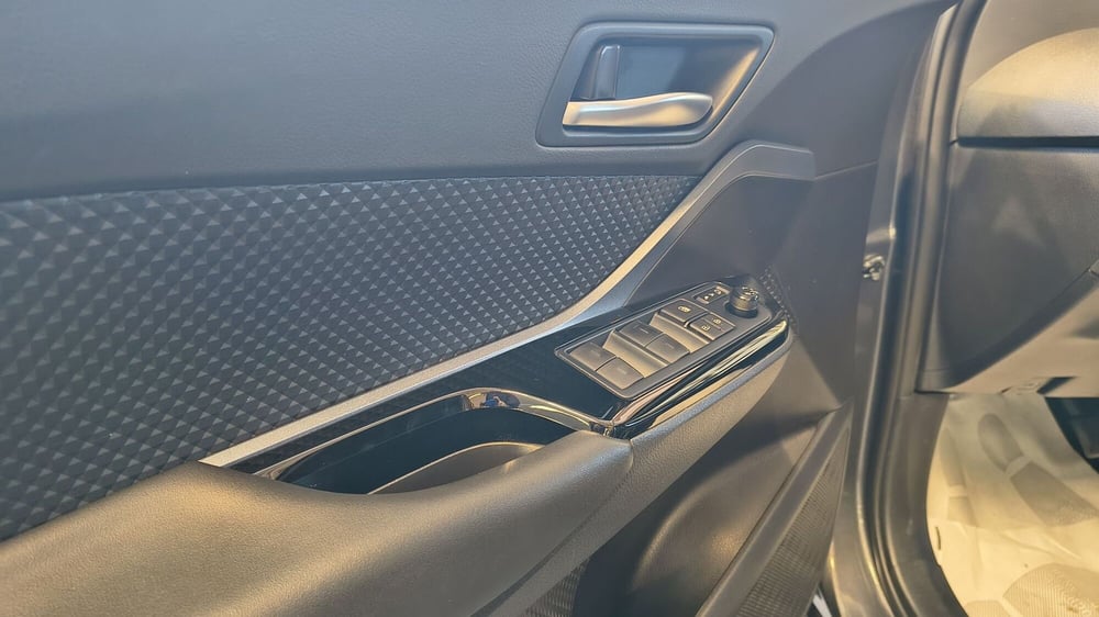 Toyota Toyota C-HR usata a Catanzaro (9)