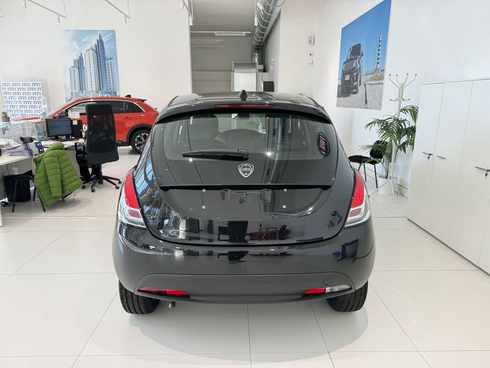Lancia Ypsilon nuova a Venezia (4)