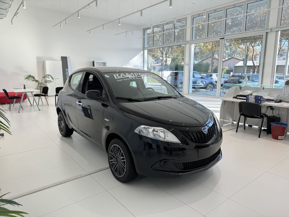 Lancia Ypsilon nuova a Venezia (6)