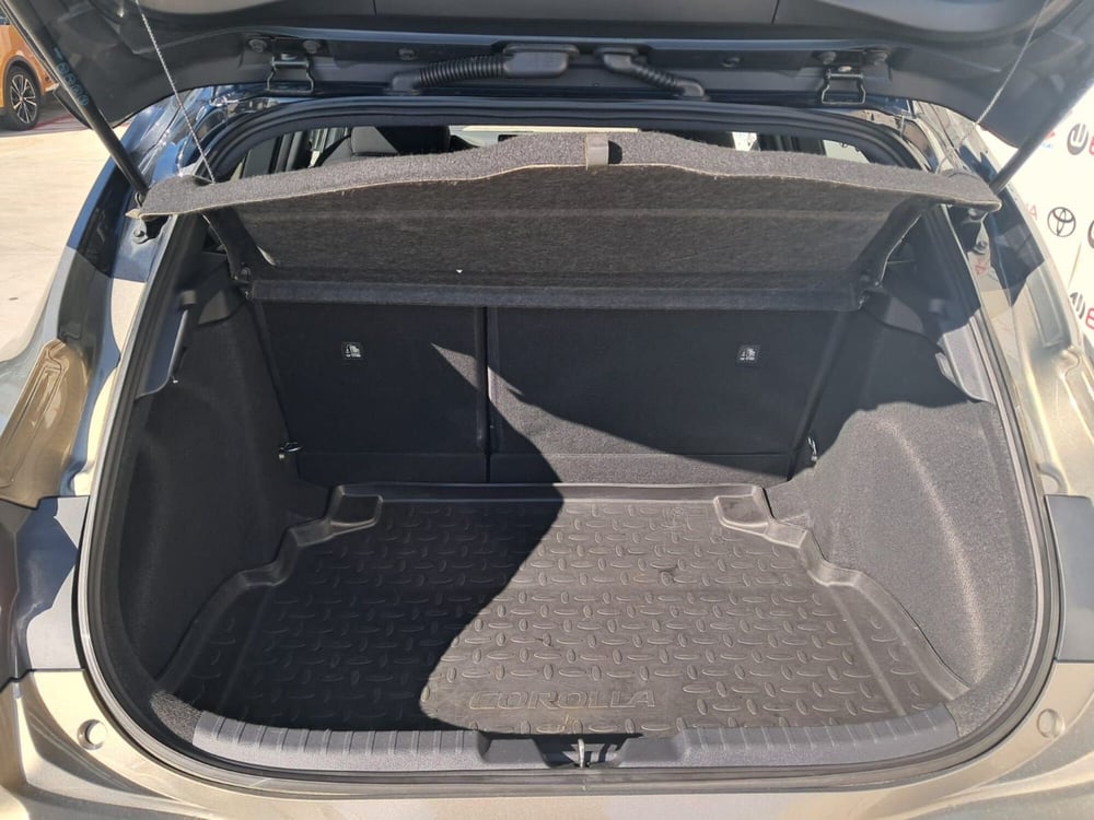 Toyota Corolla usata a Cagliari (9)