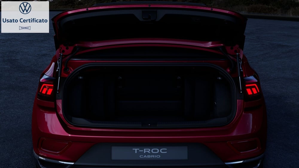Volkswagen T-Roc Cabrio usata a Genova (15)
