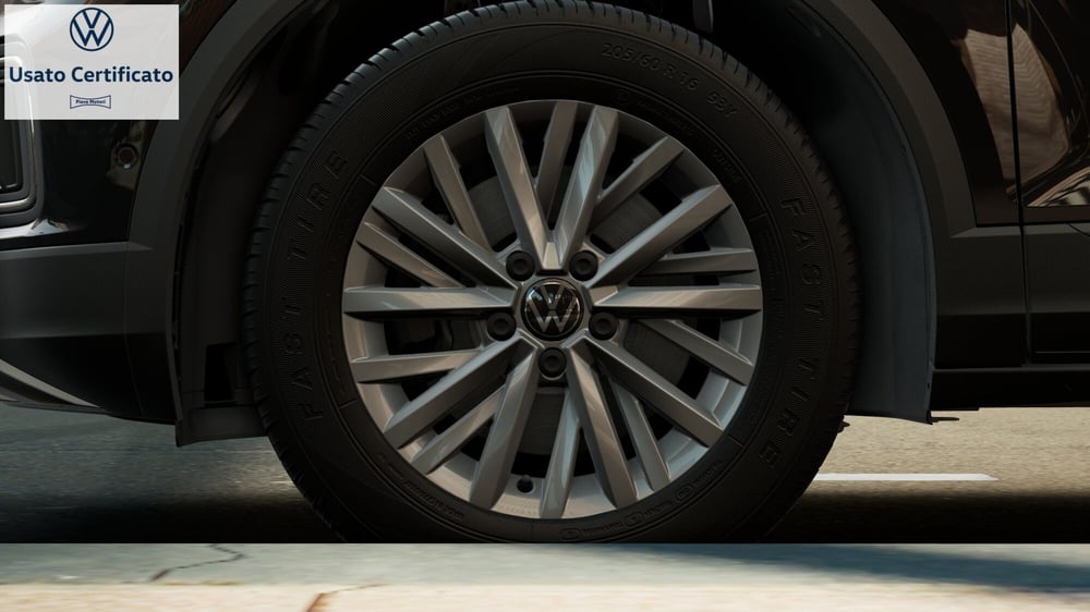 Volkswagen T-Roc usata a Genova (7)