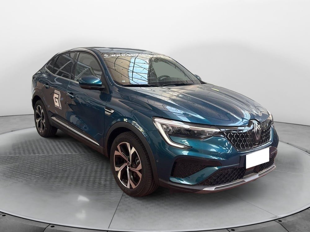 Renault Arkana nuova a Como