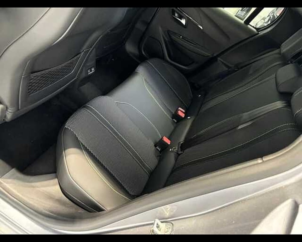 Peugeot 208 usata a Milano (10)