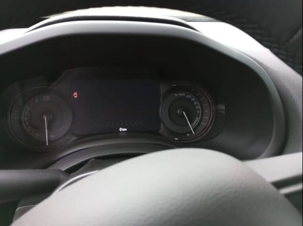 Jeep Renegade nuova a Latina (10)