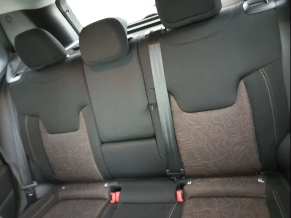 Jeep Renegade nuova a Latina (8)