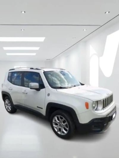 Jeep Renegade 1.6 Mjt 120 CV Limited del 2018 usata a Latina