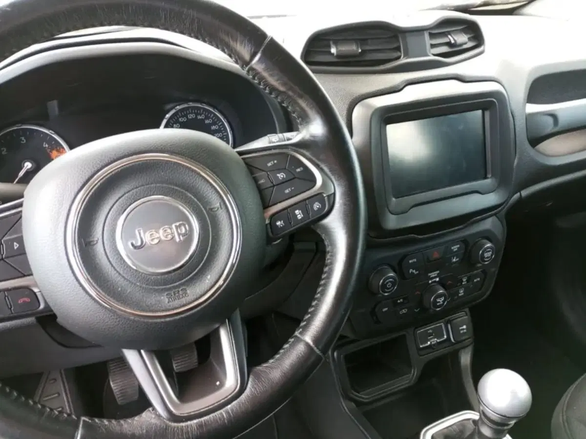 Jeep Renegade usata a Latina (7)