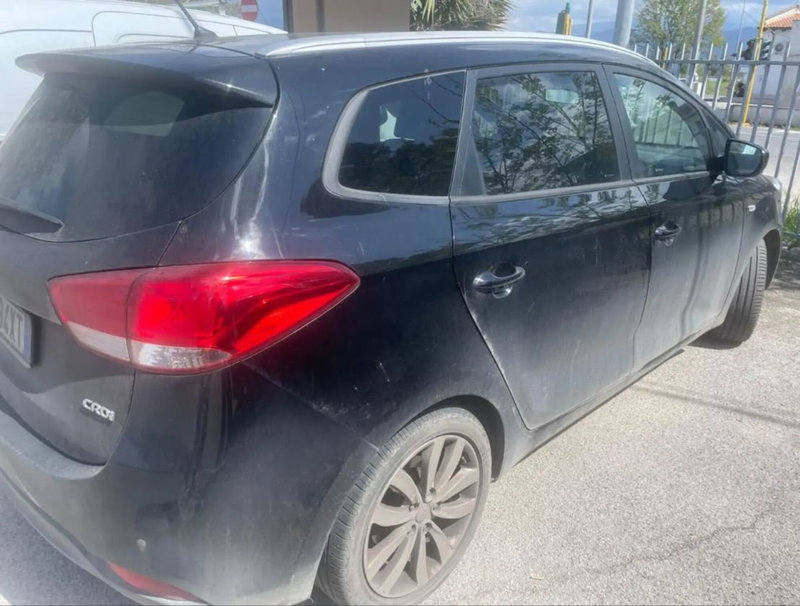 Kia Carens usata a Latina (2)
