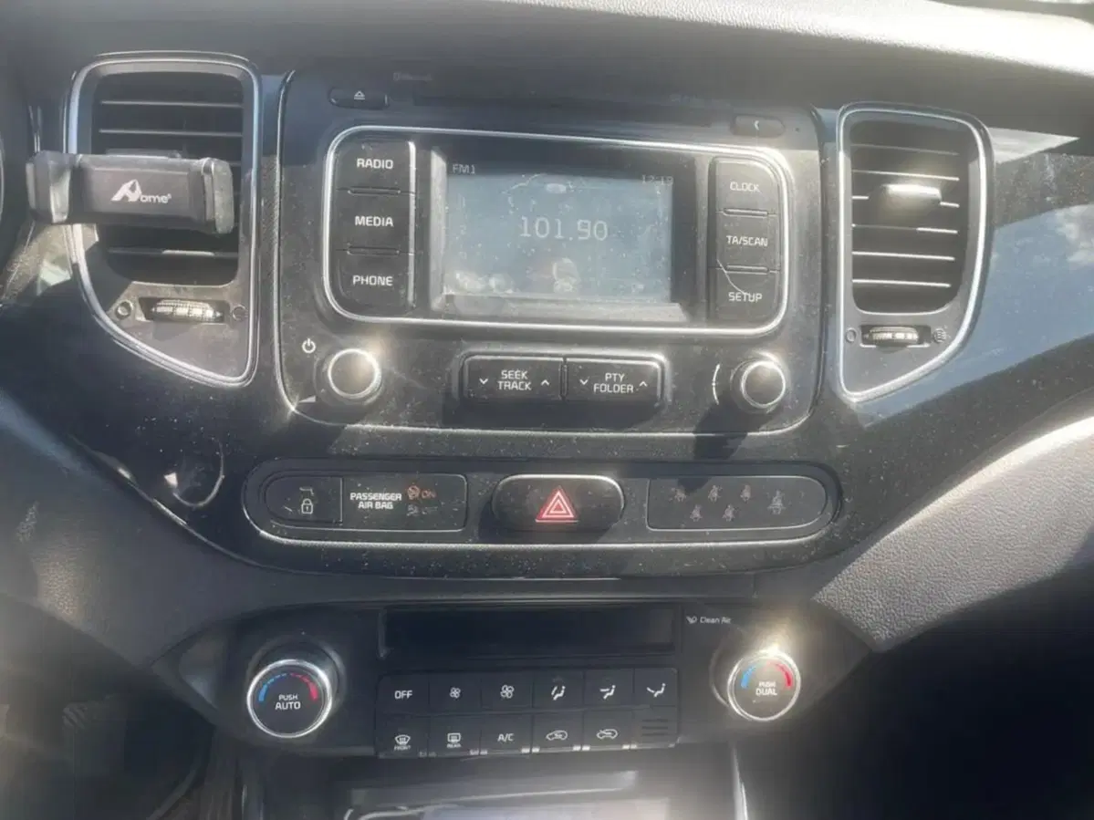 Kia Carens usata a Latina (7)