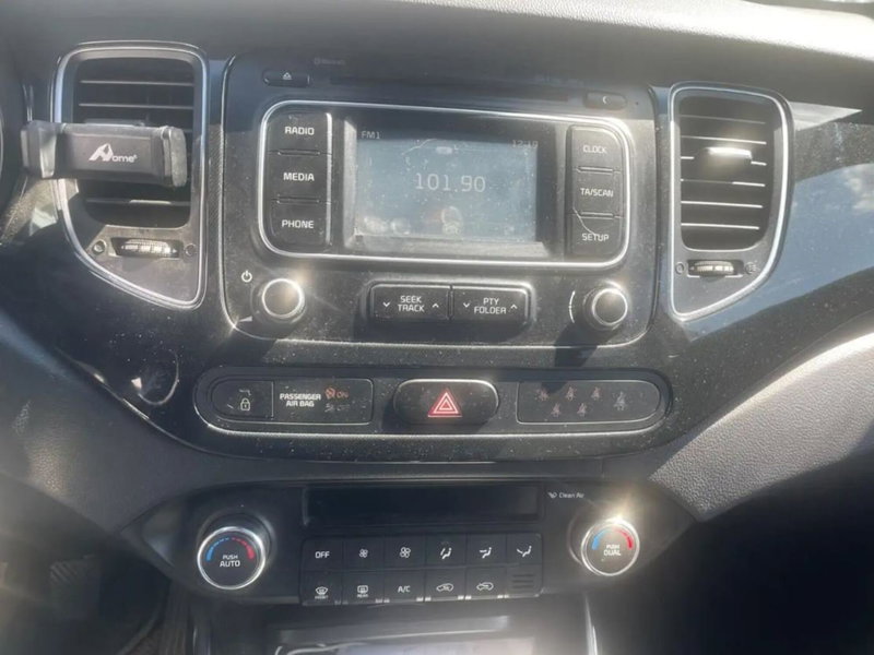 Kia Carens usata a Latina (7)