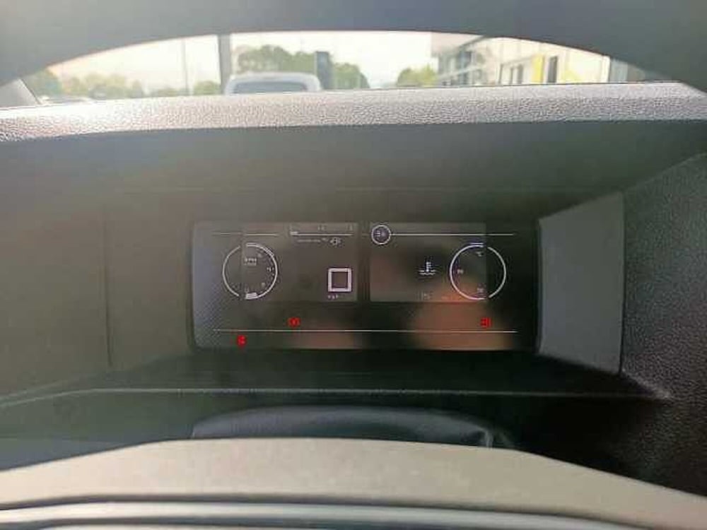 Opel Vivaro nuova a Milano (15)