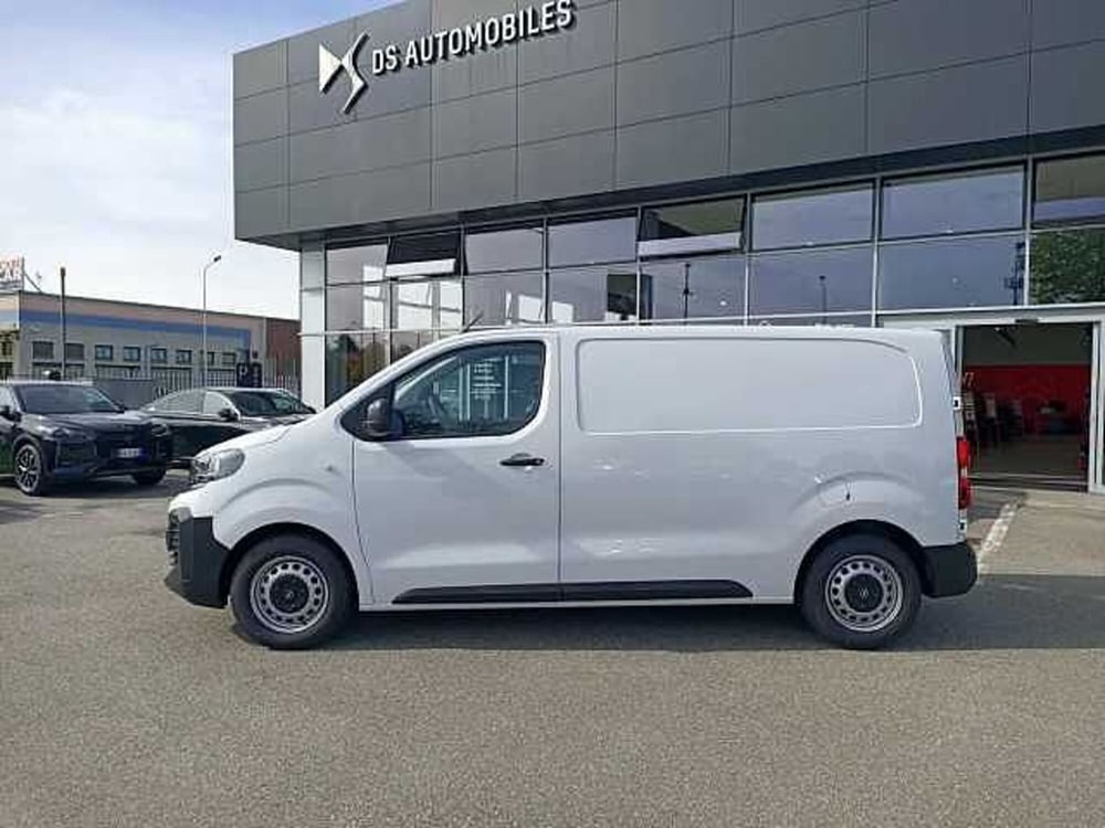 Opel Vivaro nuova a Milano (4)