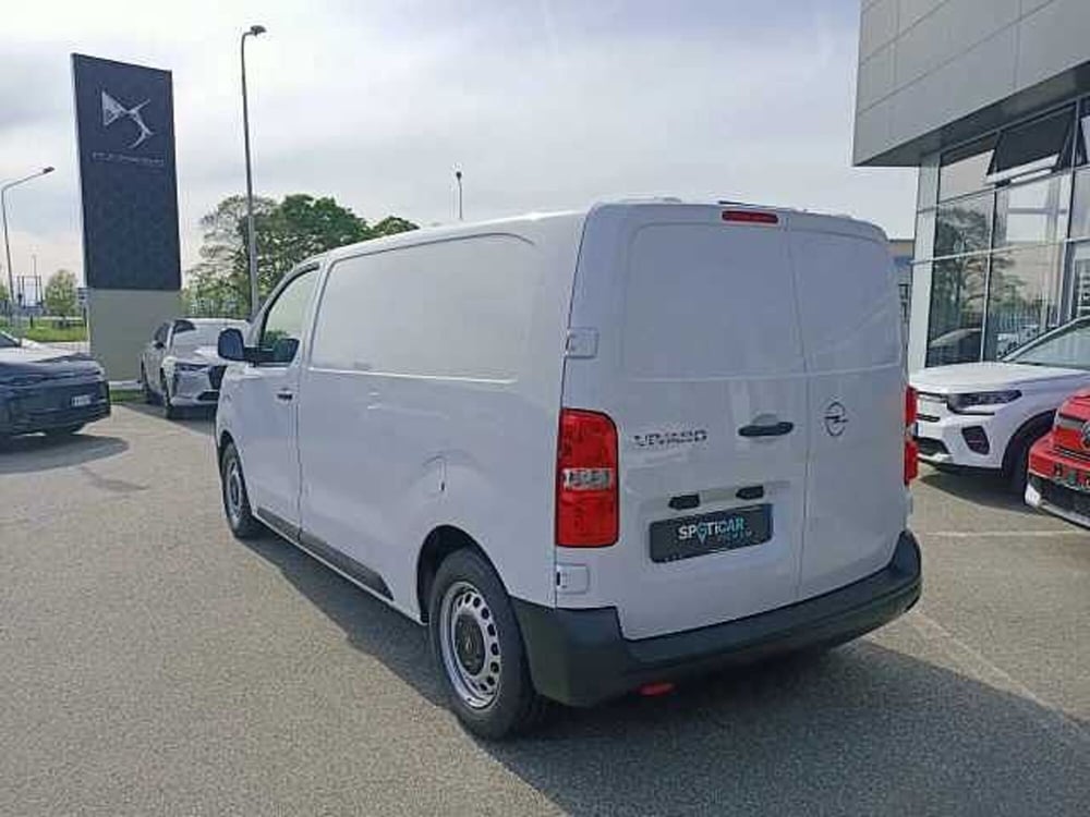 Opel Vivaro nuova a Milano (6)