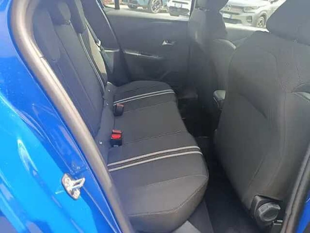 Opel Corsa nuova a Milano (11)
