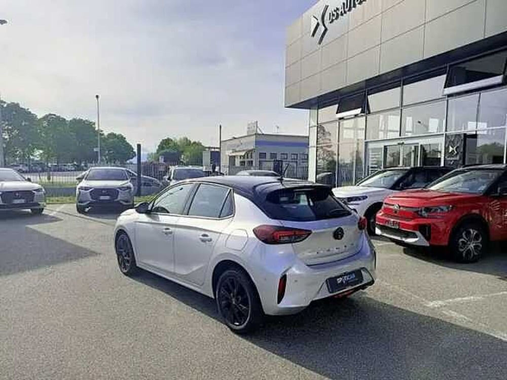Opel Corsa nuova a Milano (5)