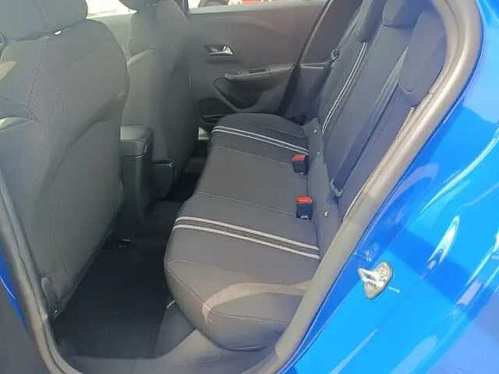 Opel Corsa nuova a Milano (11)