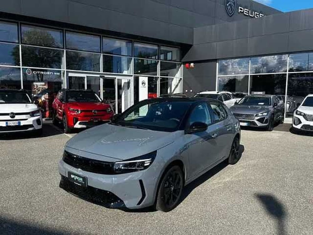 Opel Corsa nuova a Milano (3)