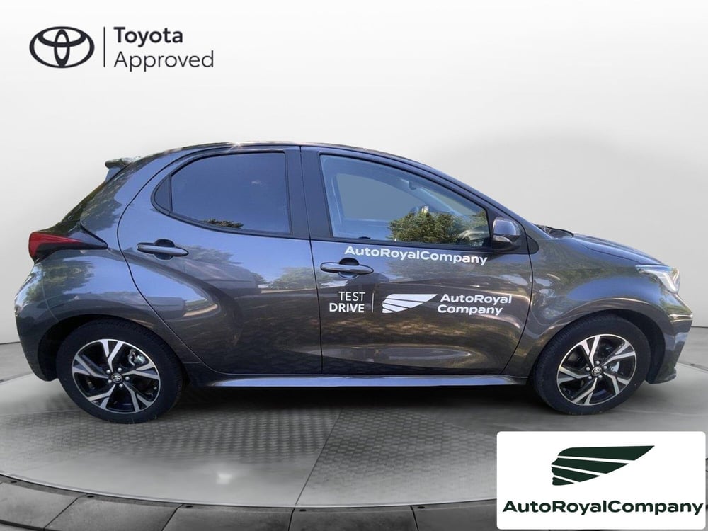 Toyota Yaris usata a Roma (7)
