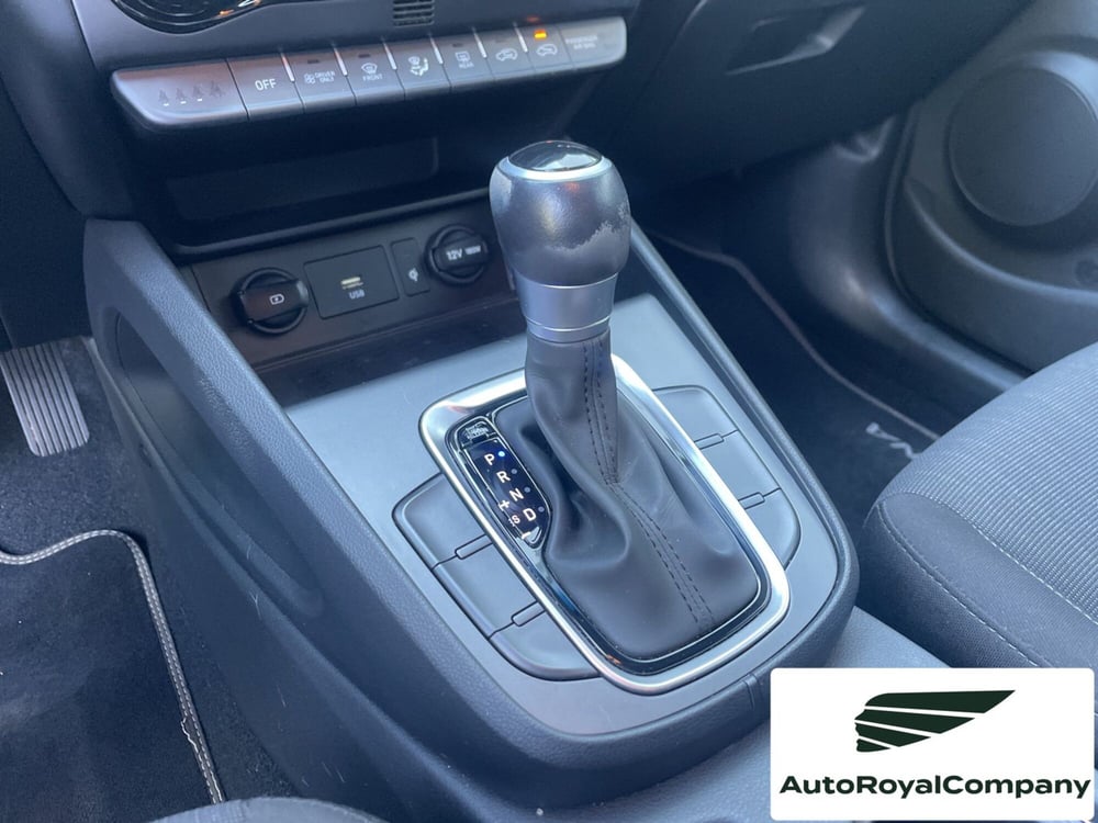 Hyundai Kona usata a Roma (13)