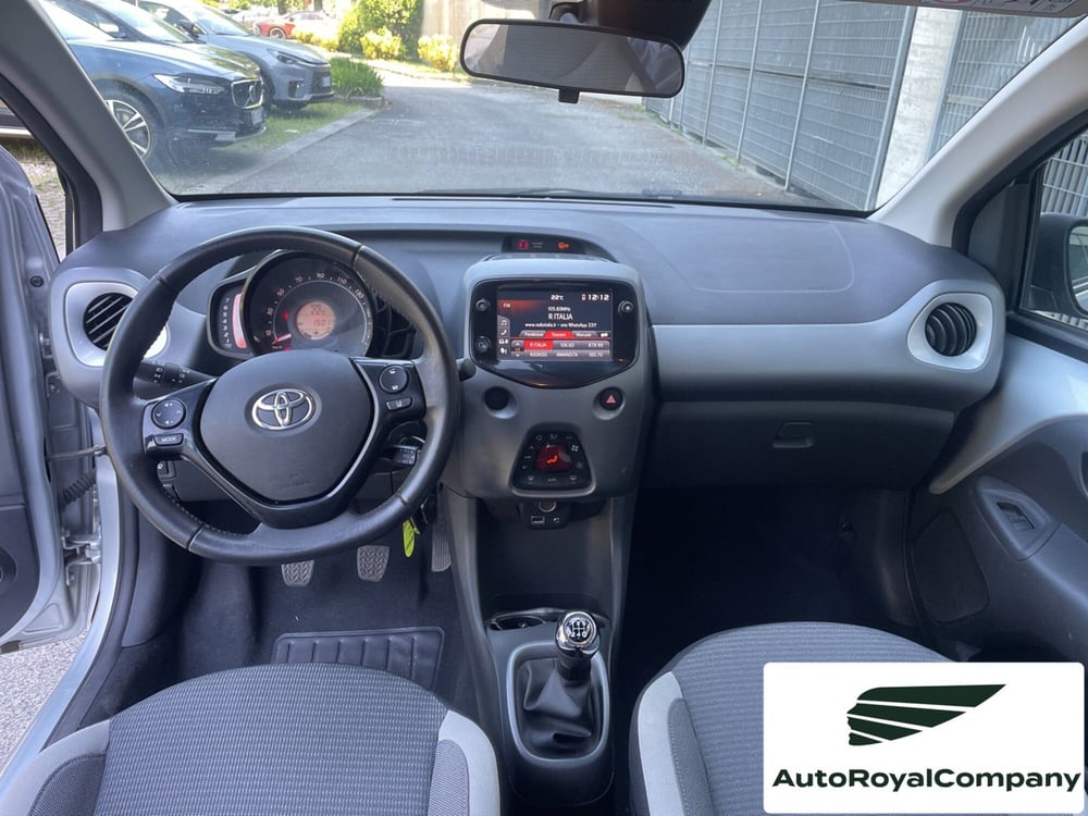 Toyota Aygo usata a Roma (12)