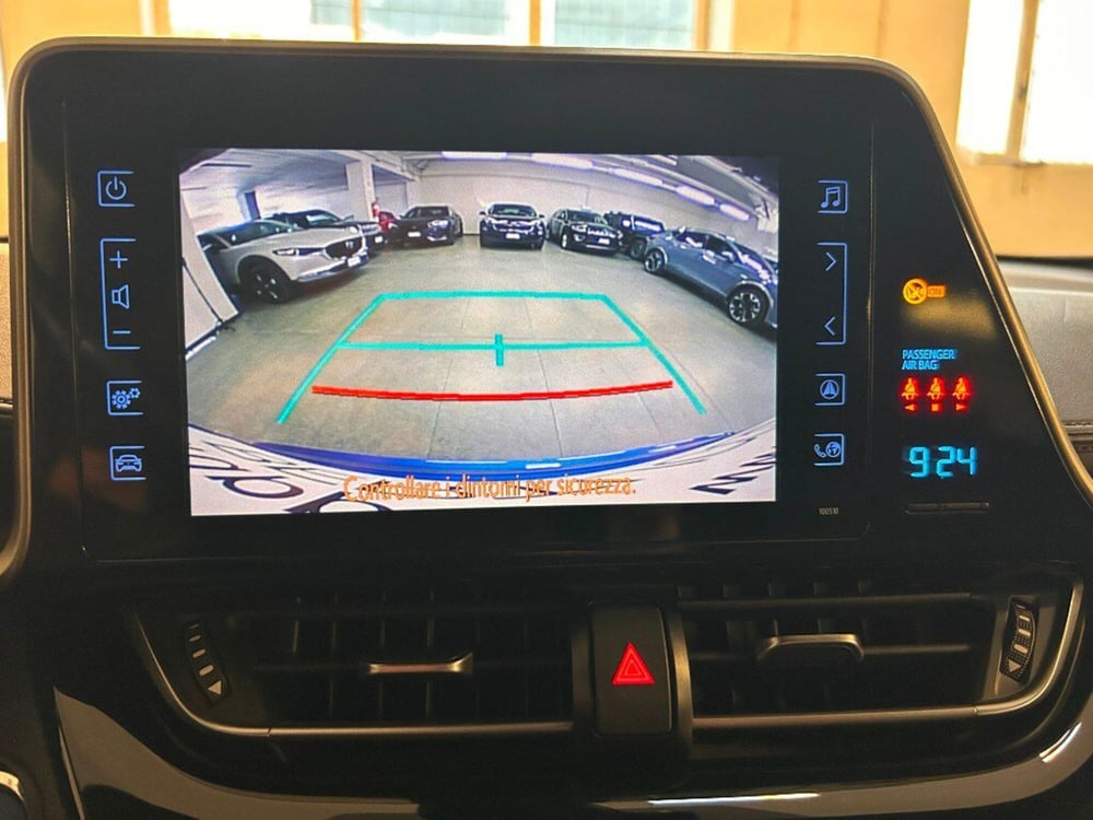 Toyota Toyota C-HR usata a Verona (10)