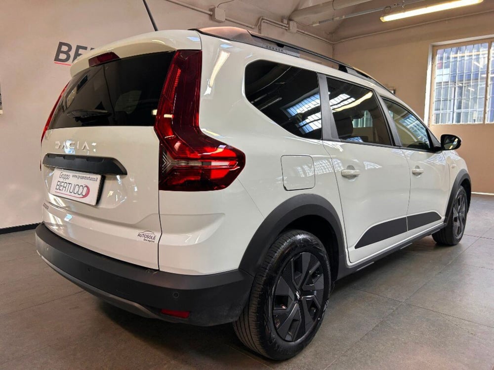 Dacia Jogger usata a Verona (6)
