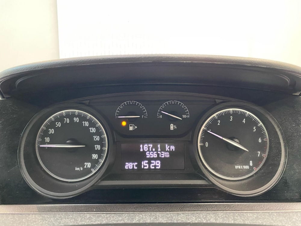 Lancia Ypsilon usata a Milano (14)