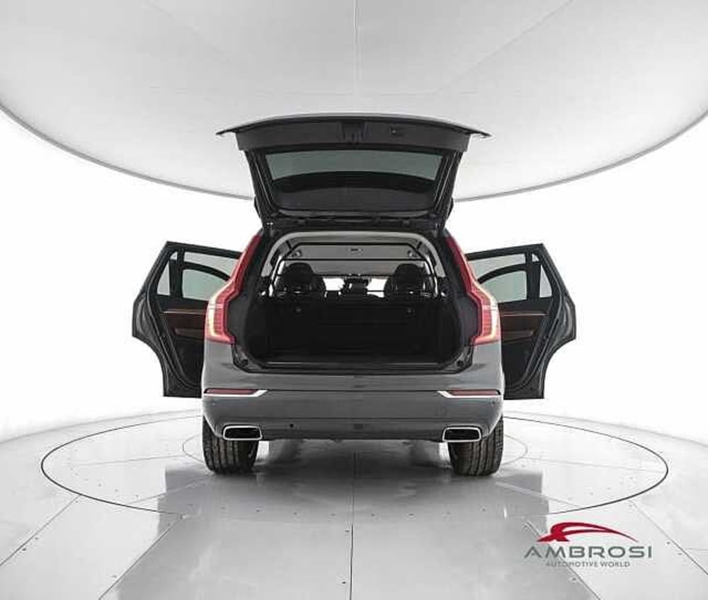 Volvo XC90 usata a Perugia (7)
